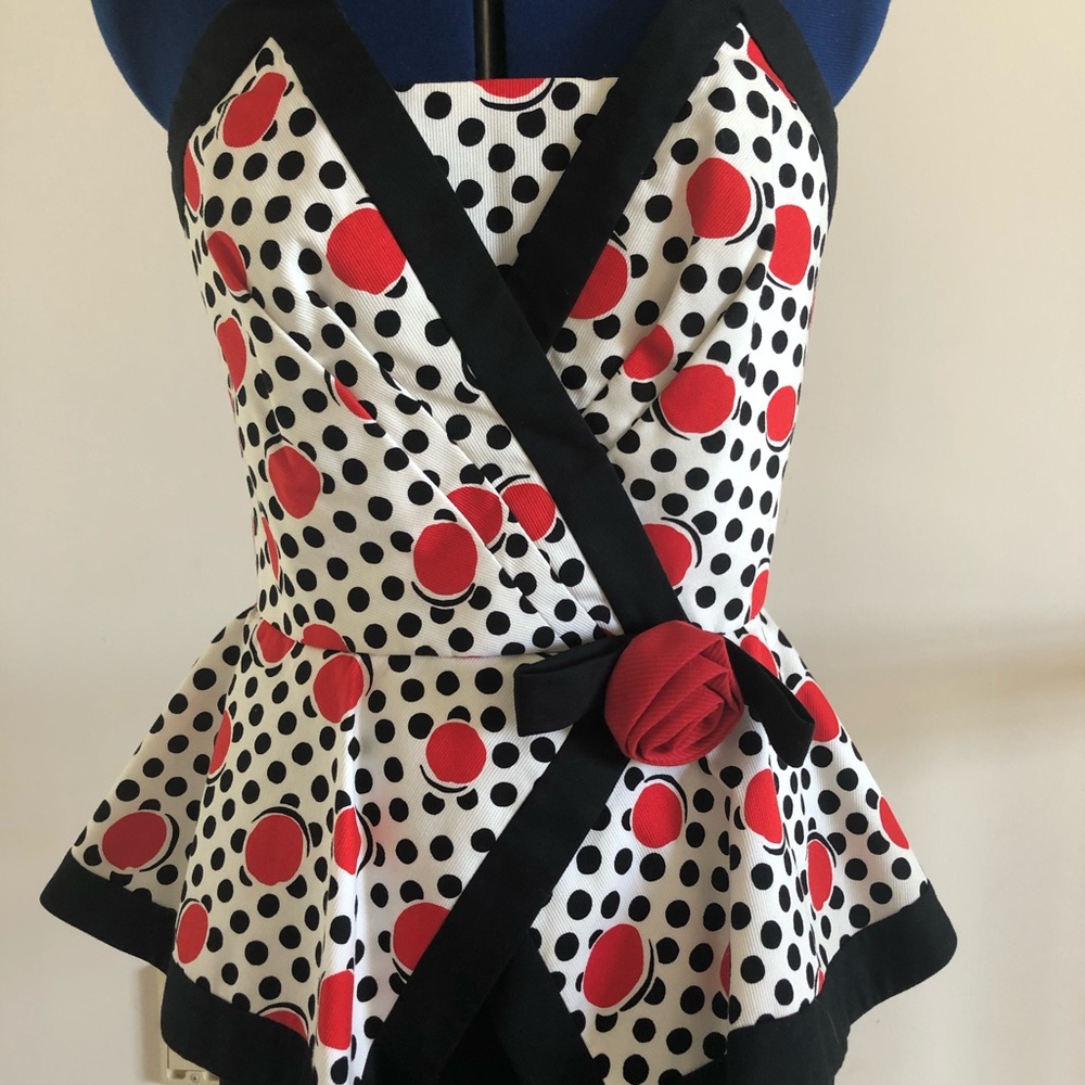 Dress - Picture 2 of 5
